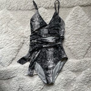 Aerie Wrap One Piece Swimsuit Xsmall long